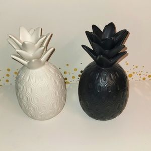 NWOT SET OF 2 OFF WHITE & BLACK CERAMIC PINEAPPLES CANDLESTICK HOLDERS